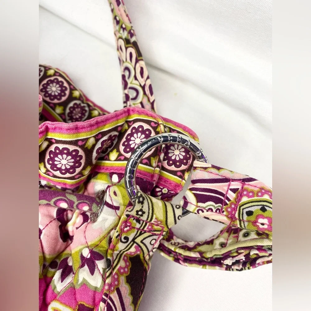 Vera Bradley shoulder bag with pockets and drawstrings